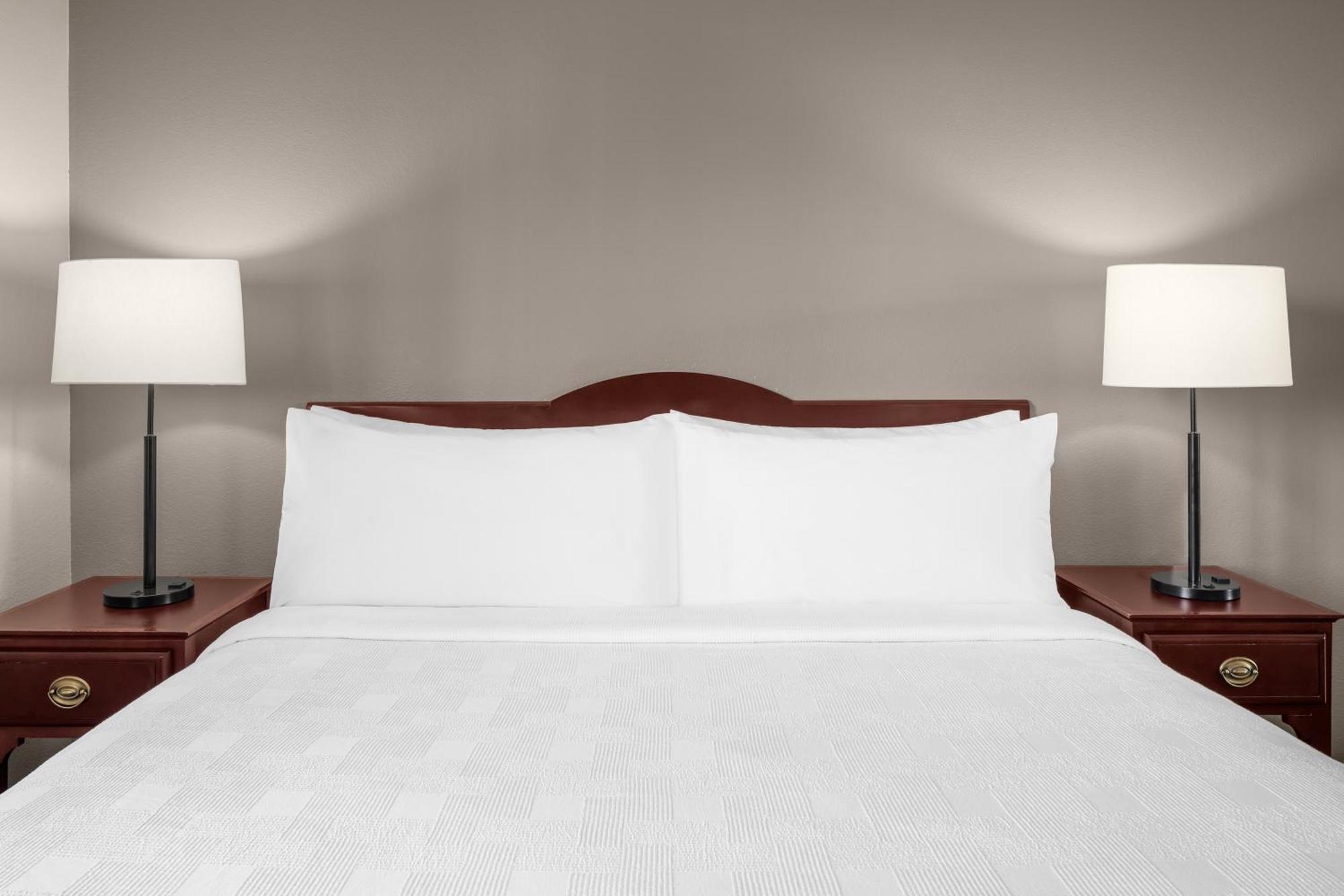 Hotel Larkspur Landing Extended Bellevue