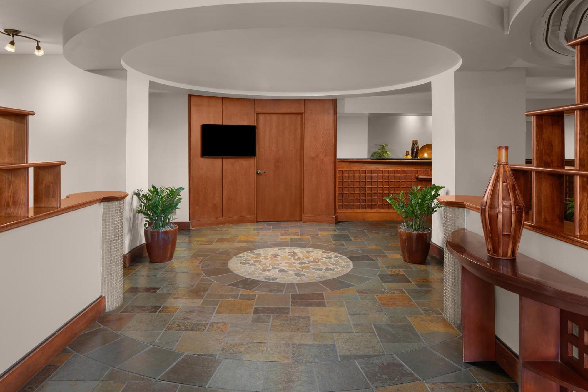 Larkspur Landing Extended Hotel
